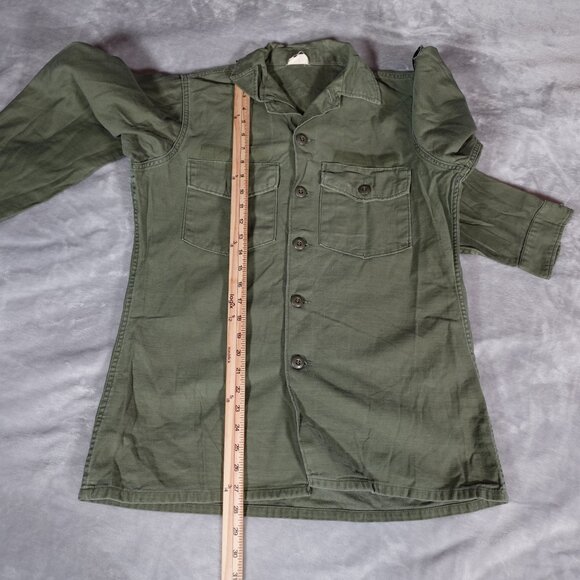 Vintage Vietnam Sateen Cotton Shirt Mens 15 1/2 X 33 (Fits Slim M) OG 107 Green - Picture 9 of 10